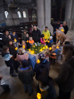 Stationenweg durch die Herz Jesu-Kirche: Gott schuf die Pflanzen