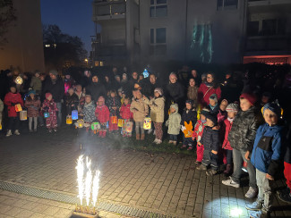Martins-Feuerwerk im Mitmach-Gottesdienst